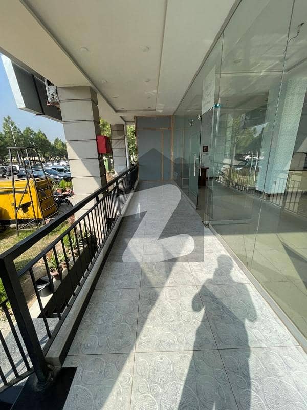 Commercial Space available for sale Commercial Space available for sale