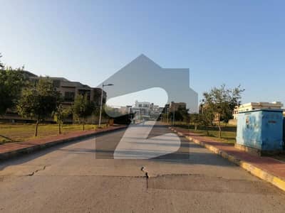 بحریہ ٹاؤن فیز 8 بحریہ ٹاؤن راولپنڈی,راولپنڈی میں 10 مرلہ رہائشی پلاٹ 90.0 لاکھ میں برائے فروخت۔ بحریہ ٹاؤن فیز 8 بحریہ ٹاؤن راولپنڈی,راولپنڈی میں 10 مرلہ رہائشی پلاٹ 90.0 لاکھ میں برائے فروخت۔