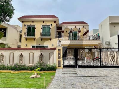 1 KANAL SLIGHTLY USED LIKE BRAND NEW SPANISH DESIGN HOUSE FOR SALE IN DHA PHASE 5, NEAR To Park