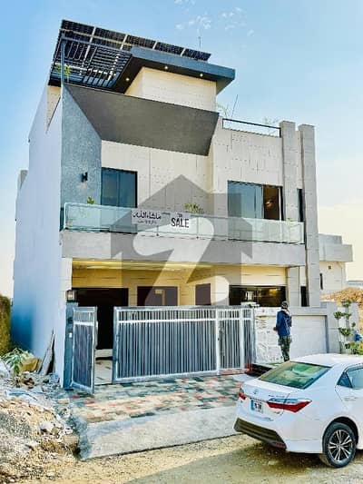 8 Marla (30*60) Modren Designer House For sale in Block E Mpchs Multi Garden B17 islamabad