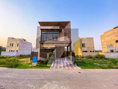 5 Marla Ultra Modern Brand New House For Sale In DHA 9 Town Lahore 5 Marla Ultra Modern Brand New House For Sale In DHA 9 Town Lahore