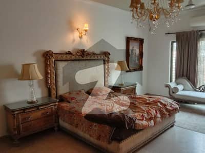 ڈی ایچ اے فیز 3 ڈیفنس (ڈی ایچ اے),لاہور میں 5 کمروں کا 1 کنال مکان 6.6 کروڑ میں برائے فروخت۔