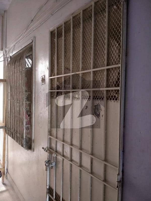 Prime Location First Floor kda lease Prime Location First Floor kda lease