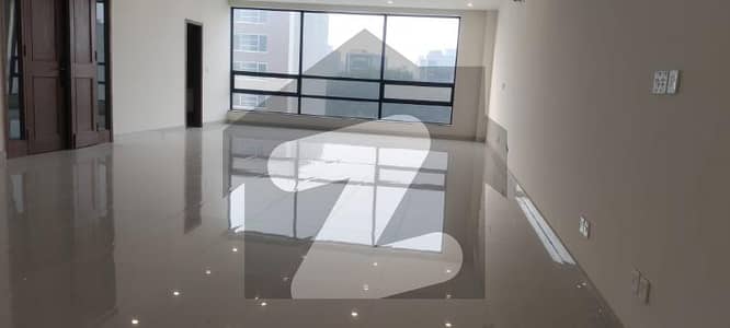 04 MARLA BRAND NEW PLAZA AT MAIN BOULEVARD PHASE 08