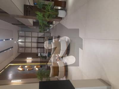 سوِل لائنز کراچی میں 4 مرلہ دفتر 3.5 کروڑ میں برائے فروخت۔