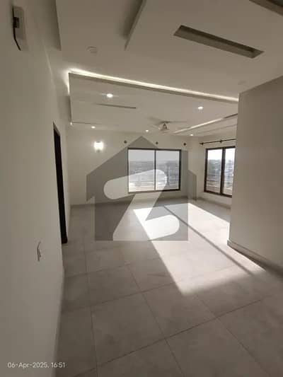 03 BEDROOM UNFURNISHED APARTMENT AVAILABLE FOR RENT AT GULBERG GREEN ISLAMABAD