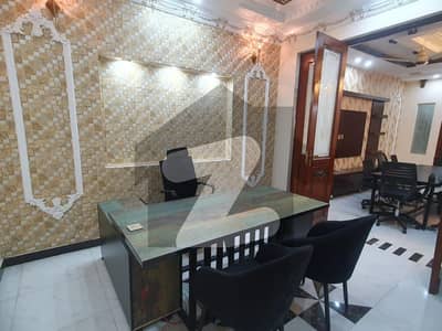 1000 Square Feet Furnished Silent office 15 to 20 Person seating space