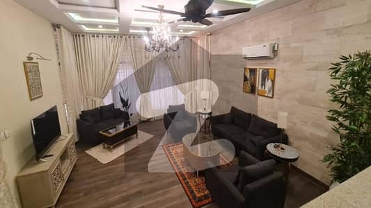 ایف ۔ 7 اسلام آباد میں 6 کمروں کا 1 کنال مکان 20.0 لاکھ میں کرایہ پر دستیاب ہے۔