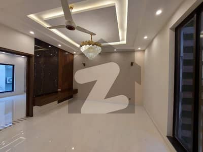 بحریہ ٹاؤن آئرس بلاک بحریہ ٹاؤن سیکٹر سی,بحریہ ٹاؤن,لاہور میں 3 کمروں کا 10 مرلہ بالائی پورشن 65.0 ہزار میں کرایہ پر دستیاب ہے۔ بحریہ ٹاؤن آئرس بلاک بحریہ ٹاؤن سیکٹر سی,بحریہ ٹاؤن,لاہور میں 3 کمروں کا 10 مرلہ بالائی پورشن 65.0 ہزار میں کرایہ پر دستیاب ہے۔