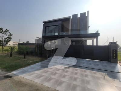 ڈی ایچ اے فیز 7 ڈیفنس (ڈی ایچ اے),لاہور میں 5 کمروں کا 1 کنال مکان 9.15 کروڑ میں برائے فروخت۔