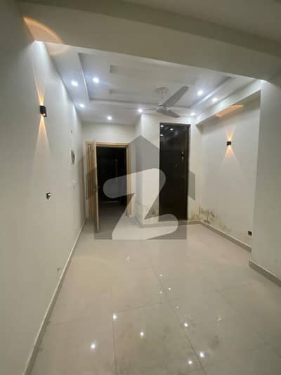 کیپیٹل ریزڈنشیا مرگلہ ہِلز-2,ای ۔ 11,اسلام آباد میں 1 کمرے کا 3 مرلہ فلیٹ 48.0 ہزار میں کرایہ پر دستیاب ہے۔