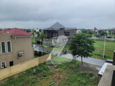 ڈی ایچ اے فیز 7 - بلاک آر فیز 7,ڈیفنس (ڈی ایچ اے),لاہور میں 1 کنال رہائشی پلاٹ 4.15 کروڑ میں برائے فروخت۔ ڈی ایچ اے فیز 7 - بلاک آر فیز 7,ڈیفنس (ڈی ایچ اے),لاہور میں 1 کنال رہائشی پلاٹ 4.15 کروڑ میں برائے فروخت۔