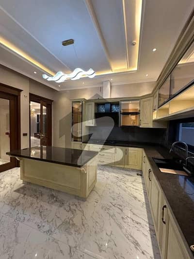 ڈی ایچ اے فیز 2 ڈیفنس (ڈی ایچ اے),لاہور میں 3 کمروں کا 1 کنال بالائی پورشن 90.0 ہزار میں کرایہ پر دستیاب ہے۔ ڈی ایچ اے فیز 2 ڈیفنس (ڈی ایچ اے),لاہور میں 3 کمروں کا 1 کنال بالائی پورشن 90.0 ہزار میں کرایہ پر دستیاب ہے۔