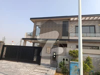 Kanal Solid & Beautiful House For Sale In DHA Phase 7