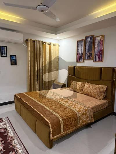 House For Sale 240 sqyrd