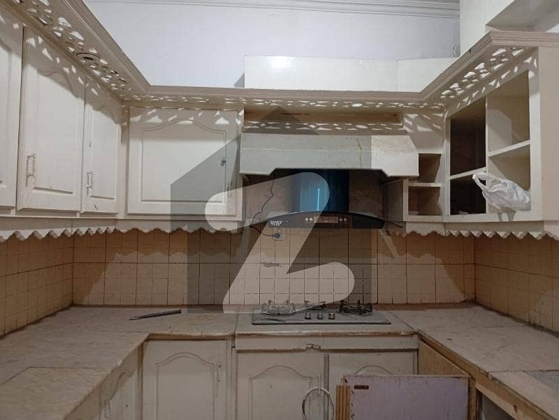 10 MARLA HOUSE FOR SALE 10 MARLA HOUSE FOR SALE