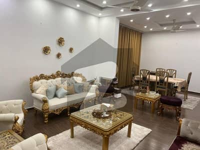 1 KANAL Corner House TOP LOCATIN For Rent In Phase 1 DHA