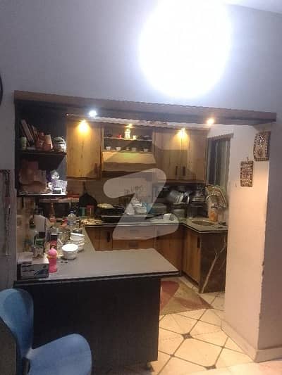 ٹیولِپ ٹاور سعدی روڈ,کراچی میں 2 کمروں کا 5 مرلہ فلیٹ 1.35 کروڑ میں برائے فروخت۔ ٹیولِپ ٹاور سعدی روڈ,کراچی میں 2 کمروں کا 5 مرلہ فلیٹ 1.35 کروڑ میں برائے فروخت۔