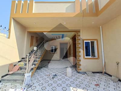 ایچ ۔ 13 اسلام آباد میں 3 کمروں کا 6 مرلہ مکان 1.4 کروڑ میں برائے فروخت۔