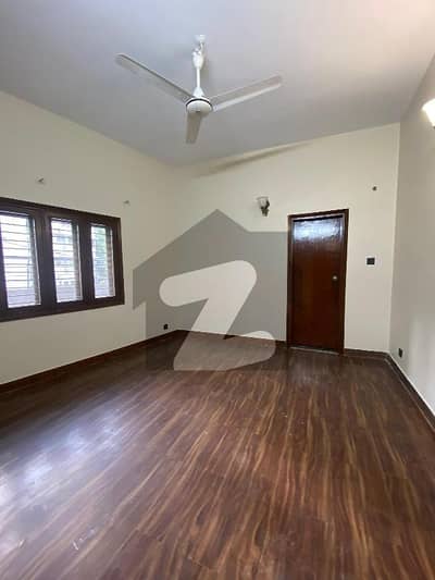 4 BED DRAWING FLAT FOR RENT IN KHALID BIN WALEED