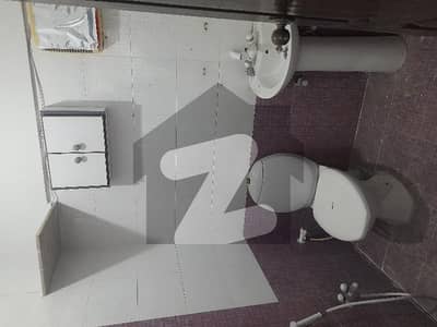 3 BED DRAWING FLAT FOR RENT IN HIGH RISE BUILDING