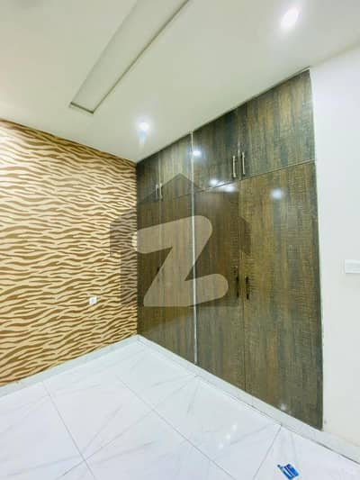 ایڈن آرچرڈ بلاک وائی ایڈن آچرڈ,فیصل آباد میں 2 کمروں کا 5 مرلہ بالائی پورشن 45.0 ہزار میں کرایہ پر دستیاب ہے۔