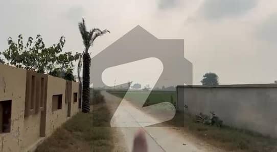 گا گا لاہور میں 6 مرلہ پلاٹ فارم 2.1 کروڑ میں برائے فروخت۔