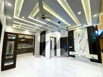 بحریہ ٹاؤن فیز 8 بحریہ ٹاؤن راولپنڈی,راولپنڈی میں 3 کمروں کا 5 مرلہ مکان 70.0 ہزار میں کرایہ پر دستیاب ہے۔ بحریہ ٹاؤن فیز 8 بحریہ ٹاؤن راولپنڈی,راولپنڈی میں 3 کمروں کا 5 مرلہ مکان 70.0 ہزار میں کرایہ پر دستیاب ہے۔