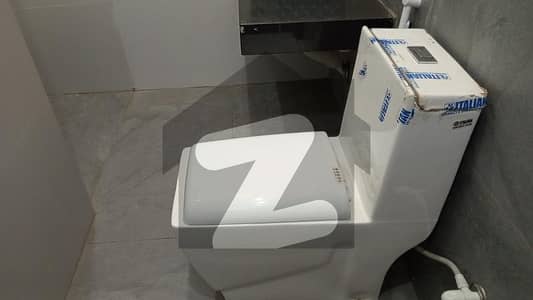 Fully Furnished Room Available For Rent At Kohinoor One Plaza