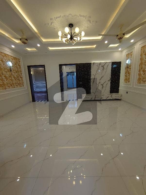 10 Marla house for sale 10 Marla house for sale