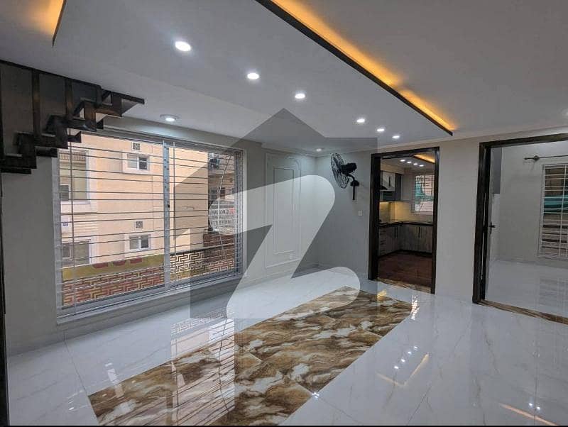 ای ۔ 11 اسلام آباد میں 10 کمروں کا 1 کنال مکان 13.0 کروڑ میں برائے فروخت۔ ای ۔ 11 اسلام آباد میں 10 کمروں کا 1 کنال مکان 13.0 کروڑ میں برائے فروخت۔