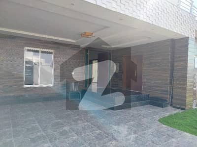 ideal location brand new house