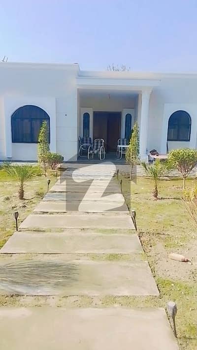 بیدیاں روڈ لاہور میں 2 کمروں کا 2 کنال فارم ہاؤس 3.4 کروڑ میں برائے فروخت۔