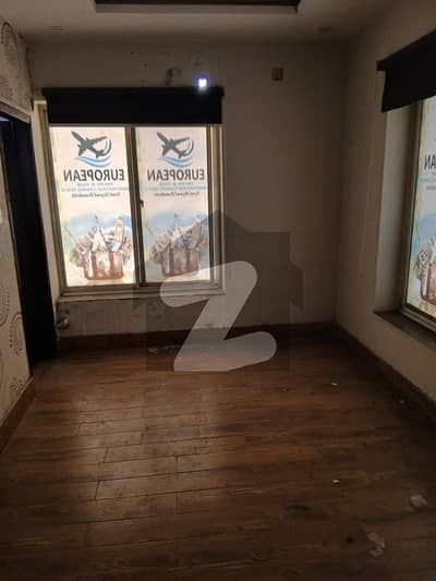 uper portion available for rent in azam Garden haseeb block lahore