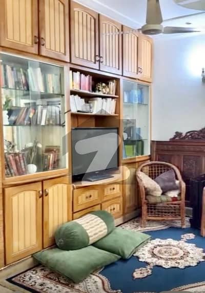 Triple Storey Corner House In E 11/4 At Prime Location For Sale Is Available