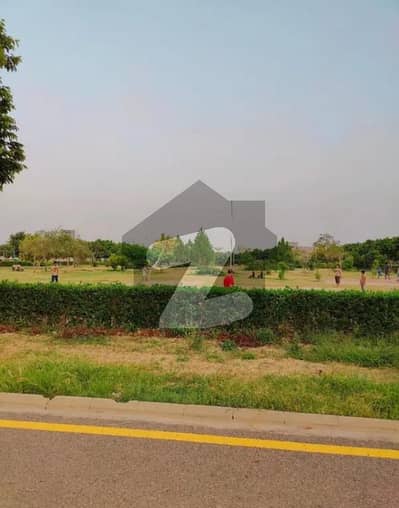 5-Marla Prime Location Plot On-Ground With Possession Available For Sale In New Lahore City