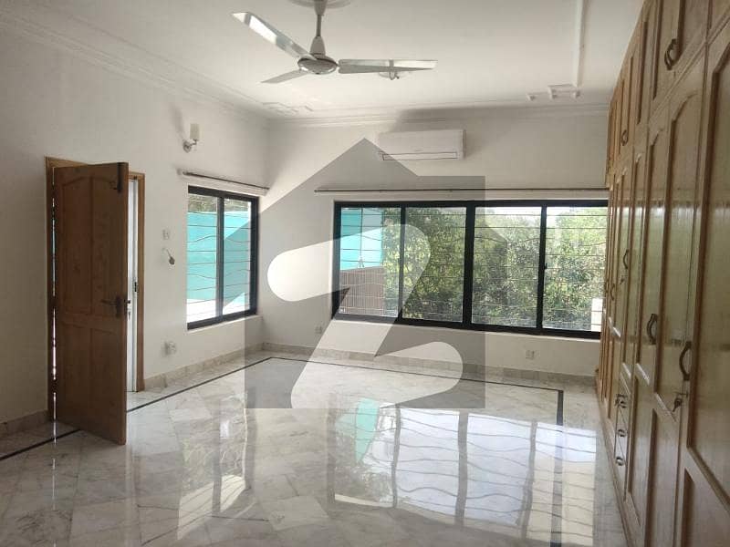 ایف ۔ 11 اسلام آباد میں 3 کمروں کا 1 کنال زیریں پورشن 2.5 لاکھ میں کرایہ پر دستیاب ہے۔ ایف ۔ 11 اسلام آباد میں 3 کمروں کا 1 کنال زیریں پورشن 2.5 لاکھ میں کرایہ پر دستیاب ہے۔