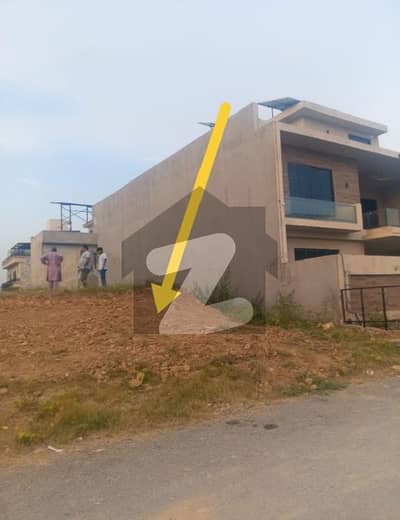 ایم پی سی ایچ ایس - بلاک ڈی ایم پی سی ایچ ایس ۔ ملٹی گارڈنز,بی ۔ 17,اسلام آباد میں 11 مرلہ رہائشی پلاٹ 1.4 کروڑ میں برائے فروخت۔ ایم پی سی ایچ ایس - بلاک ڈی ایم پی سی ایچ ایس ۔ ملٹی گارڈنز,بی ۔ 17,اسلام آباد میں 11 مرلہ رہائشی پلاٹ 1.4 کروڑ میں برائے فروخت۔