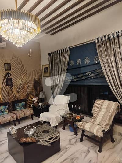 10 Marla Beautiful Used House for Sale in Takbeer Block, Bahria Town Lahore With Solar 10 Marla Beautiful Used House for Sale in Takbeer Block, Bahria Town Lahore With Solar