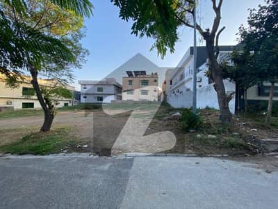 ڈی ایچ اے فیز 1 - سیکٹر اے ڈی ایچ اے ڈیفینس فیز 1,ڈی ایچ اے ڈیفینس,اسلام آباد میں 1 کنال رہائشی پلاٹ 3.5 کروڑ میں برائے فروخت۔