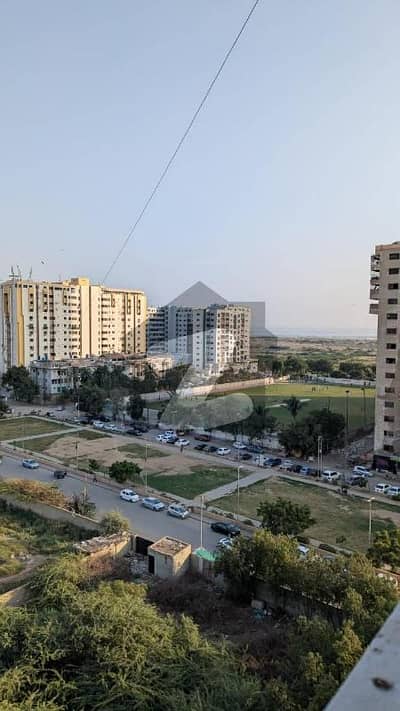 کلفٹن ۔ بلاک 2 کلفٹن,کراچی میں 3 کمروں کا 7 مرلہ فلیٹ 3.25 کروڑ میں برائے فروخت۔