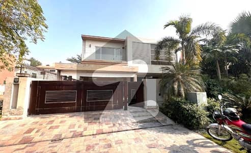 One Kanal Slightly Used Ultra Modern Designer Owner Build Bungalow For Sale At Prime Location Of DHA Lahore Near To Park Masjid & Commercial Market.