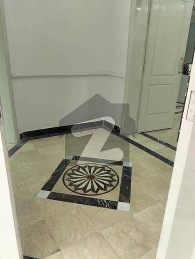 پنجاب کوآپریٹو ہاؤسنگ سوسائٹی لاہور میں 4 کمروں کا 10 مرلہ مکان 1.55 لاکھ میں کرایہ پر دستیاب ہے۔