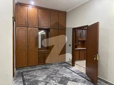 جوہر ٹاؤن فیز 2 جوہر ٹاؤن,لاہور میں 3 کمروں کا 3 مرلہ مکان 1.9 کروڑ میں برائے فروخت۔ جوہر ٹاؤن فیز 2 جوہر ٹاؤن,لاہور میں 3 کمروں کا 3 مرلہ مکان 1.9 کروڑ میں برائے فروخت۔