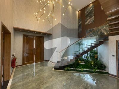 Near Park And Mosque 10 Marla With Beautiful Lavish House For Sale