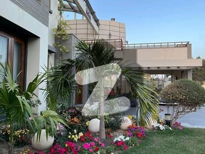 House Of 2000 Square Yards Is Available In Contemporary Neighborhood Of DHA Defence
