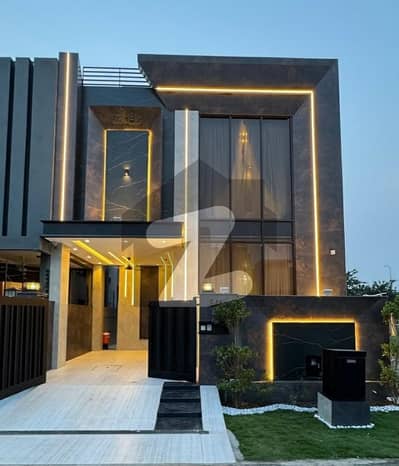 ڈی ایچ اے 9 ٹاؤن ڈیفنس (ڈی ایچ اے),لاہور میں 3 کمروں کا 5 مرلہ مکان 2.5 کروڑ میں برائے فروخت۔ ڈی ایچ اے 9 ٹاؤن ڈیفنس (ڈی ایچ اے),لاہور میں 3 کمروں کا 5 مرلہ مکان 2.5 کروڑ میں برائے فروخت۔