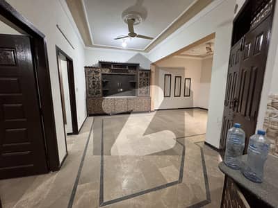 سیٹلائٹ ٹاؤن - 6 ویں روڈ سیٹیلائیٹ ٹاؤن - بلاک ڈی,سیٹیلائیٹ ٹاؤن,راولپنڈی میں 4 کمروں کا 4 مرلہ مکان 2.4 کروڑ میں برائے فروخت۔ سیٹلائٹ ٹاؤن - 6 ویں روڈ سیٹیلائیٹ ٹاؤن - بلاک ڈی,سیٹیلائیٹ ٹاؤن,راولپنڈی میں 4 کمروں کا 4 مرلہ مکان 2.4 کروڑ میں برائے فروخت۔