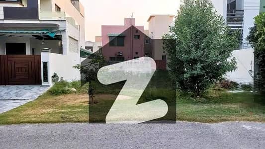 ڈی ایچ اے 9 ٹاؤن ۔ بلاک ڈی ڈی ایچ اے 9 ٹاؤن,ڈیفنس (ڈی ایچ اے),لاہور میں 5 مرلہ رہائشی پلاٹ 1.07 کروڑ میں برائے فروخت۔