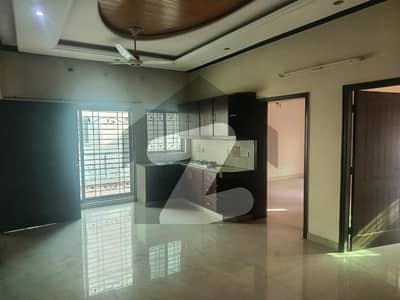 1 Kanal 5 Bed Modern Prime Location House Available For Rent 1 Kanal 5 Bed Modern Prime Location House Available For Rent